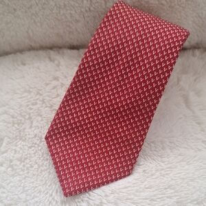 Valentino V Pattern  Tie Handmade In Italy Elegant Gift Luxury